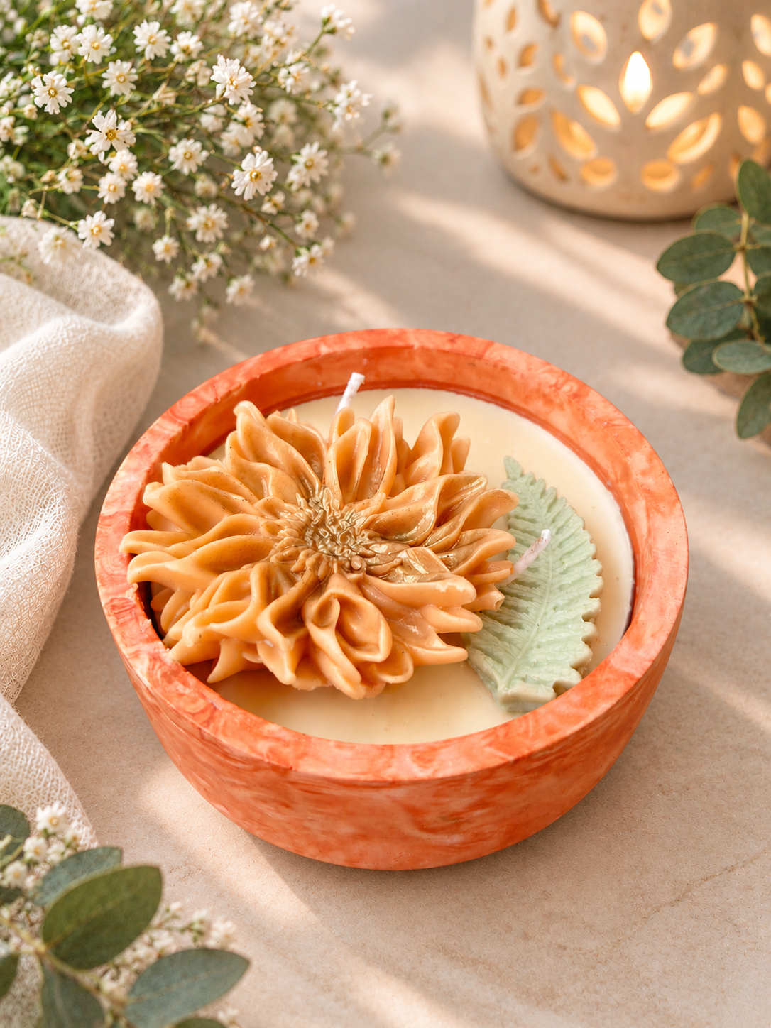 Dahlia Blossom Marbled Bowl Candle – Breeze Scent